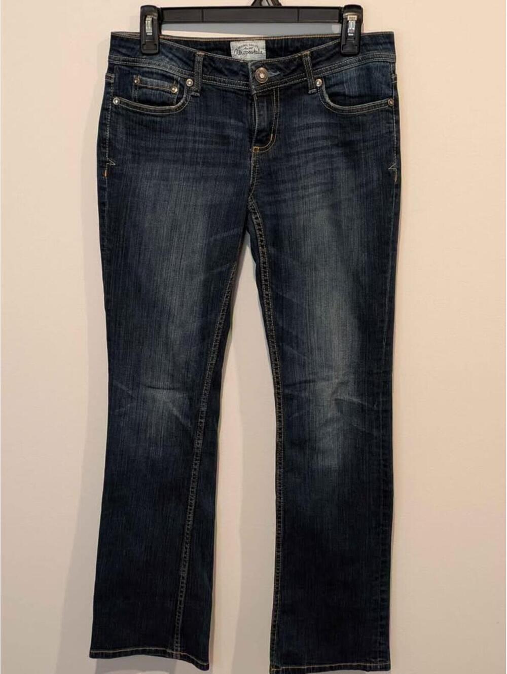 Aeropostale Dark Wash Mid Rise Bootcut Jeans Womens